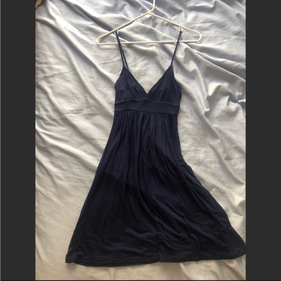 DRESS PARTY - Picture 6 of 11